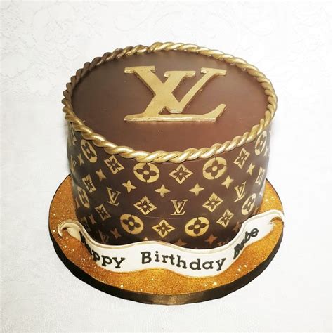 lv cakes lucrezia|Lucrezia Vergnaghi (@lv.cakes.and.more) .